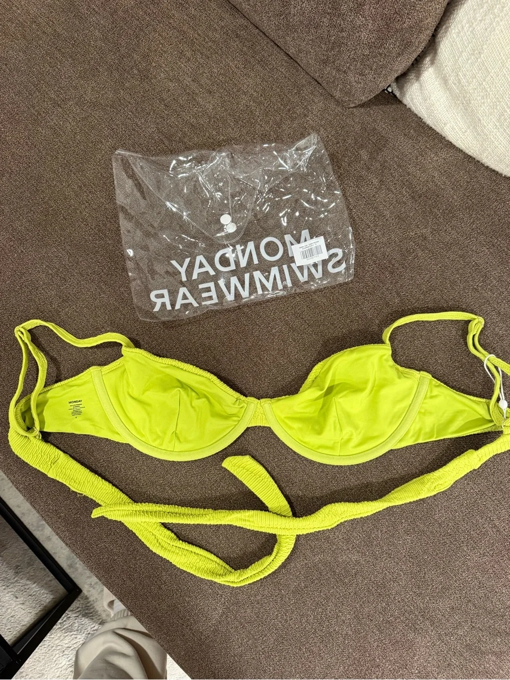 Monday Swimwear underwire cups